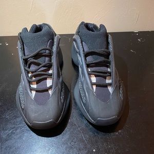 YEEZY 700 V3’ALVAH’ SZ 5